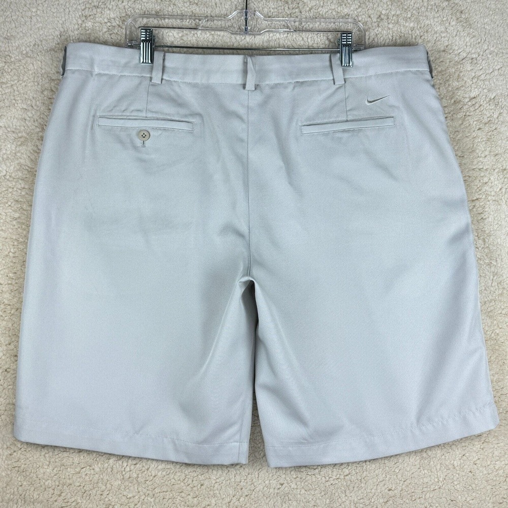 Nike Golf Chino Shorts Mens 42 Khaki Performance Pleated Front 4 Pockets Logo - Picture 4 of 10